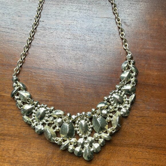 Purple Jeweled and Gold Tone Statement Necklace. - Picture 2 of 6